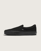 Premium Slip-On Shoe - Blackout