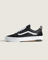 Skate Old Skool Wafflecup Shoe - Black / White