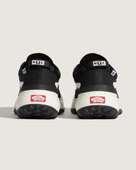 Crosspath Shoe - Black / White