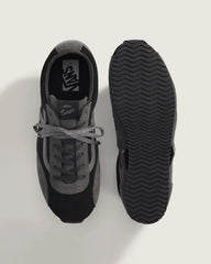 Premium Super Lowpro Trainer - Elevated Suede Black / Dark Gray